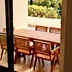 Helen's 11 Boutique Aparthotel