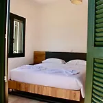 Helen's 11 Boutique Achladies (Skiathos)