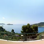 Helen's 11 Boutique Hotel apartamentowy 3*