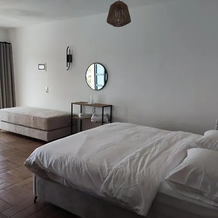 Helen's 11 Boutique 4*