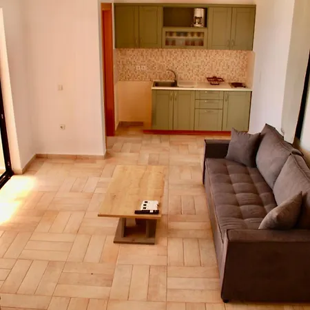 Helen's 11 Boutique 3* Achladies (Skiathos)