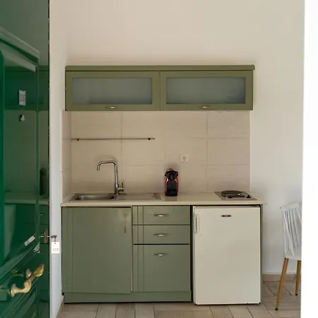 Helen's 11 Boutique 3* Achladies (Skiathos)