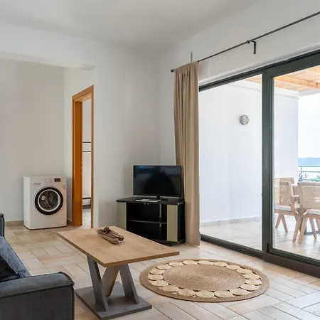 Hotel apartamentowy Helen's 11 Boutique 3*
