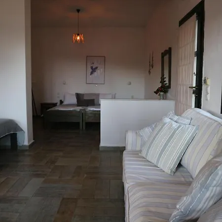 Helen's 3* Achladies (Skiathos)
