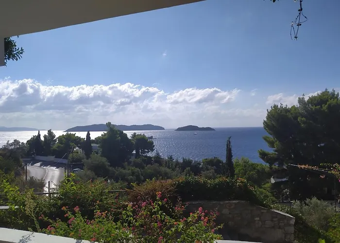 Aparthotel Helen's 11 Boutique Achladies (Skiathos)