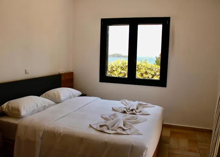 Helen's 11 Boutique Aparthotel 3*