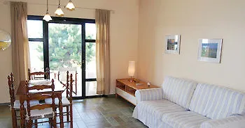 Helen's 11 Boutique Achladies (Skiathos)