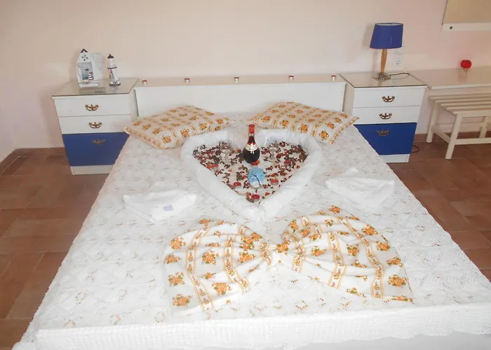 Helen's 11 Boutique Aparthotel Achladies (Skiathos)