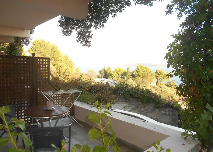 Helen's 11 Boutique 3*