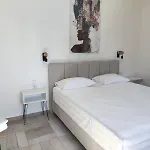 Apart-hotel Helen's 11 Boutique