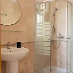 Helen's 11 Boutique Apart Otel 3*