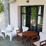 Helen's 11 Boutique Achladies (Skiathos)