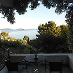 Helen's 11 Boutique Apart-hotel