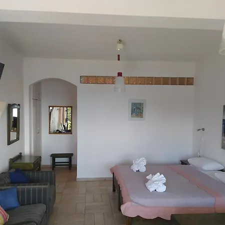 Apartahotel Helen's 3*