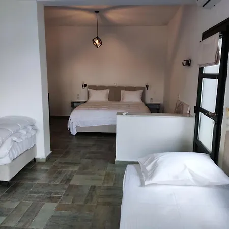 Helen's Apartahotel 3*