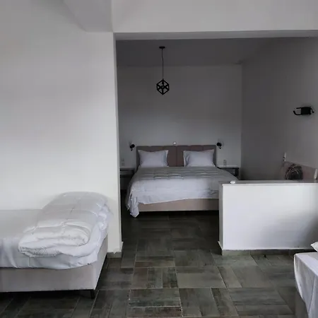 Appart hôtel Helen's 11 Boutique 3*