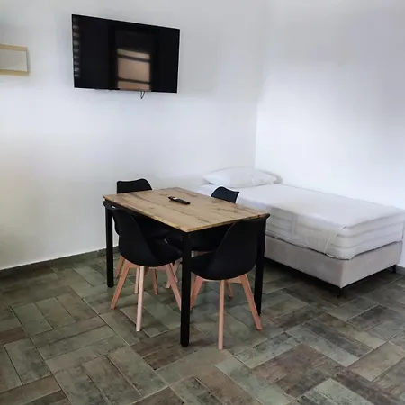 Helen's 11 Boutique 3* Achladias