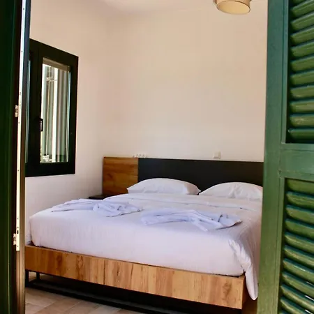 Helen's 11 Boutique Achladias