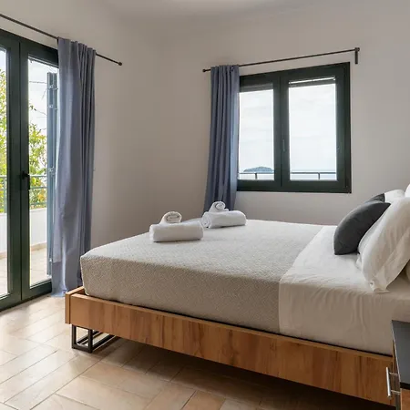Aparthotel Helen's 11 Boutique 3*