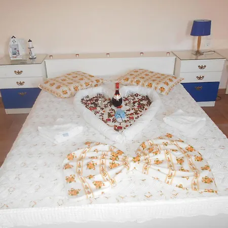 Helen's 11 Boutique Appart hôtel Achladias