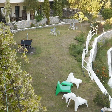 Appart hôtel Helen's 11 Boutique Achladias