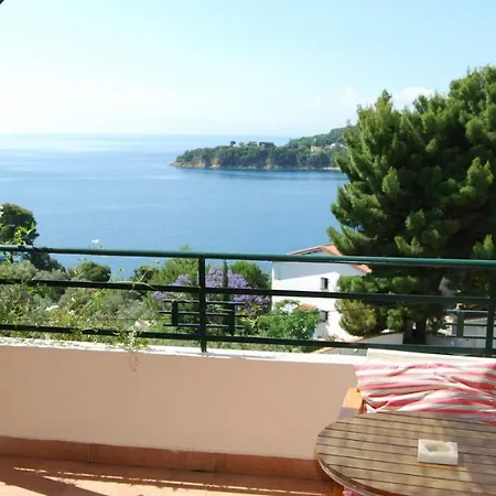 Helen's 11 Boutique Achladies (Skiathos)