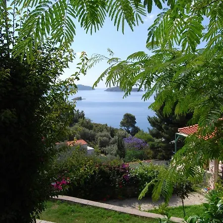 Apartahotel Helen's Achladies (Skiathos)