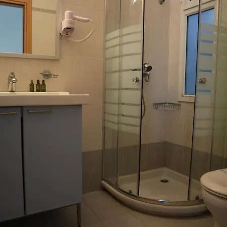 Helen's 11 Boutique Appart hôtel