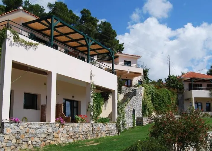 Helen's 11 Boutique Апарт-отель